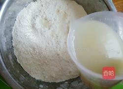 椒盐油酥烧饼的做法图解2