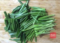 韭菜炒竹笋的做法图解5
