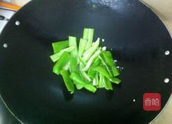 青椒皮蛋的做法图解4