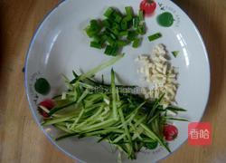 鸡丝凉面的做法图解2