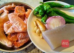 新疆正宗秘制大盘鸡的做法图解1