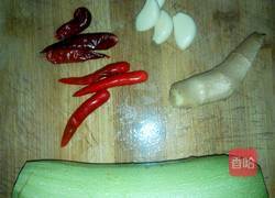 椒香西葫芦的做法图解1