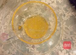 蜂蜜芹菜汁的做法图解4