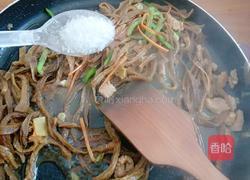 肉炒萝卜干的做法图解12
