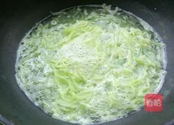 腊肠凉拌莴苣的做法图解8