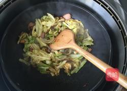 腊肉卷心菜的做法图解8