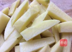 家常土豆炖茄子的做法图解2