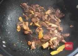 尖椒爆炒鸡胗的做法图解4
