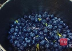 蓝莓果酱的做法图解2