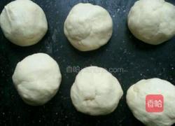 椰蓉奶香叶子面包的做法图解3