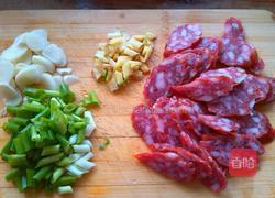 腊肠干煸四季豆的做法图解3