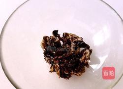 老醋木耳的做法图解1