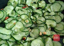 香脆炒黄瓜的做法图解6