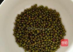 生绿豆芽的做法图解1
