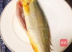 酸甜黄花鱼的做法图解1