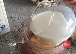 自制港式奶茶（重新上传）的做法图解2