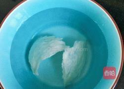 红枣冰糖炖燕窝的做法图解2