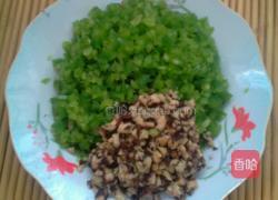 猪肉饺子馅的做法图解3