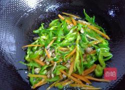 青椒茭白炒肉丝的做法图解4