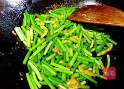 蚝油蒜苗炒鸡丝的做法图解16