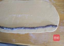 自创…豆沙卷的做法图解5