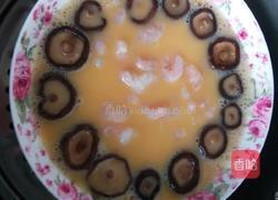 虾仁香菇炖蛋的做法图解3