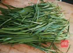 韭菜鸡蛋陷饼的做法图解2