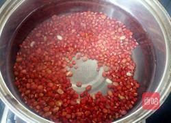 红豆牛奶冰沙的做法图解2