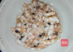 酸菜炒肉的做法图解1