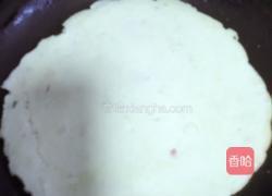 平底锅鸡蛋卷的做法图解9