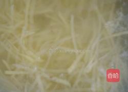 蒜蓉尖椒土豆丝的做法图解1