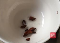 五香花生米拌黄瓜的做法图解2