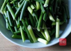 凉拌蒜苔的做法图解2