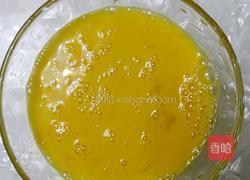 芹菜叶炒鸡蛋的做法图解2