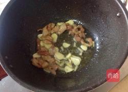 芹菜炒木耳的做法图解7