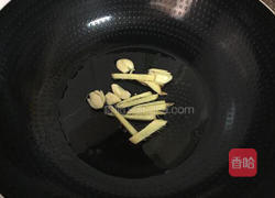 清炖罗非鱼的做法图解3