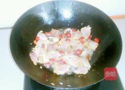 莴苣炒老腊肉的做法图解2