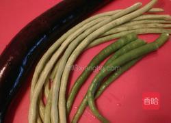 茄子打卤面的做法图解1