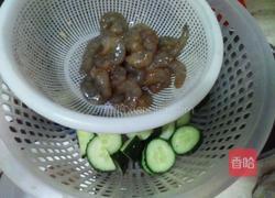 黄瓜炒虾仁的做法图解1