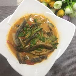 番茄黄瓜泥鳅汤的做法[图]
