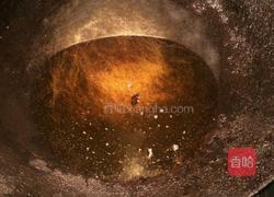 酥炸香椿的做法图解5