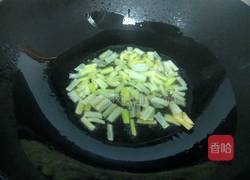 西芹木耳白玉菇的做法图解6