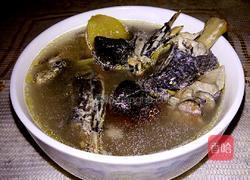 香菇炖鸡汤的做法图解5