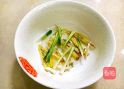 微波番茄虾的做法图解4