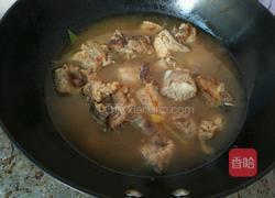 排骨土豆炖豆角的做法图解7