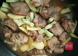 排骨土豆炖豆角的做法图解8