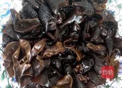 凉拌云耳的做法图解2