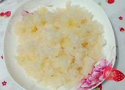 银耳枸杞红枣汤的做法图解3