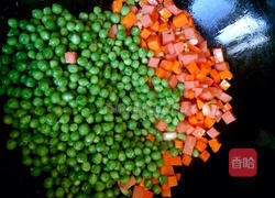 清炒豌豆尖的做法图解5