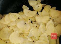 干煸香辣土豆的做法图解3